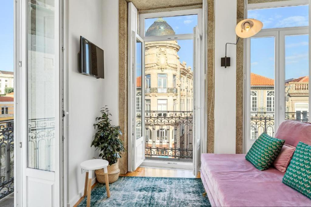 Host Wise - Lovely Shinny Flats With Balcony - Clerigos Porto Buitenkant foto