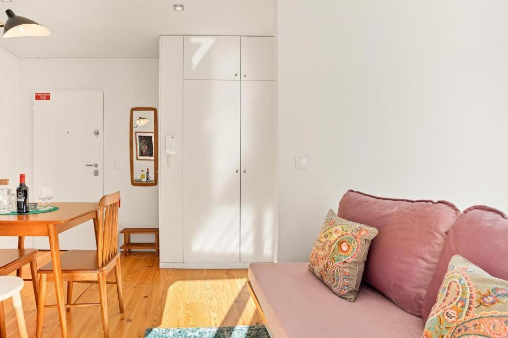 Host Wise - Lovely Shinny Flats With Balcony - Clerigos Porto Buitenkant foto