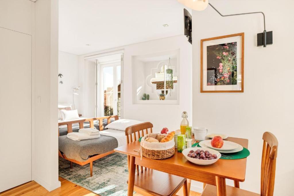 Host Wise - Lovely Shinny Flats With Balcony - Clerigos Porto Buitenkant foto