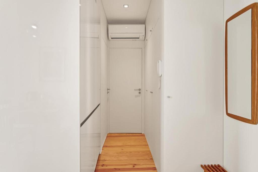 Host Wise - Lovely Shinny Flats With Balcony - Clerigos Porto Kamer foto